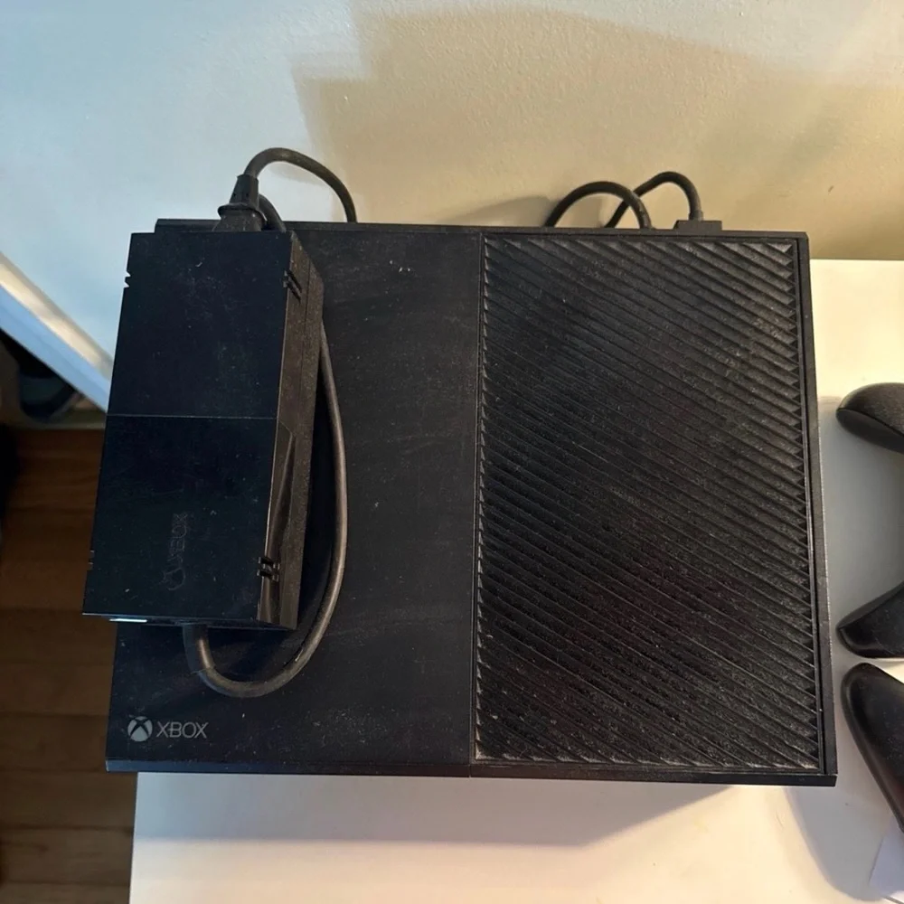 Black Xbox One